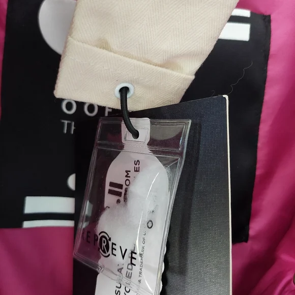 Oofwear The Shapes' Lab Fuchsia Pink Puffer Jacket Women's Size 14 BNWT - Picture 9 of 16